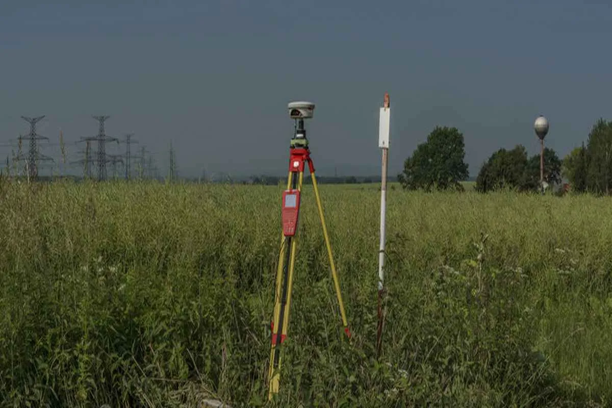 محدودیت های فناوری جی پی اس در تسطیح زمین