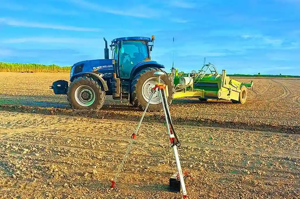 عملکرد تسطیح ماهواره ای